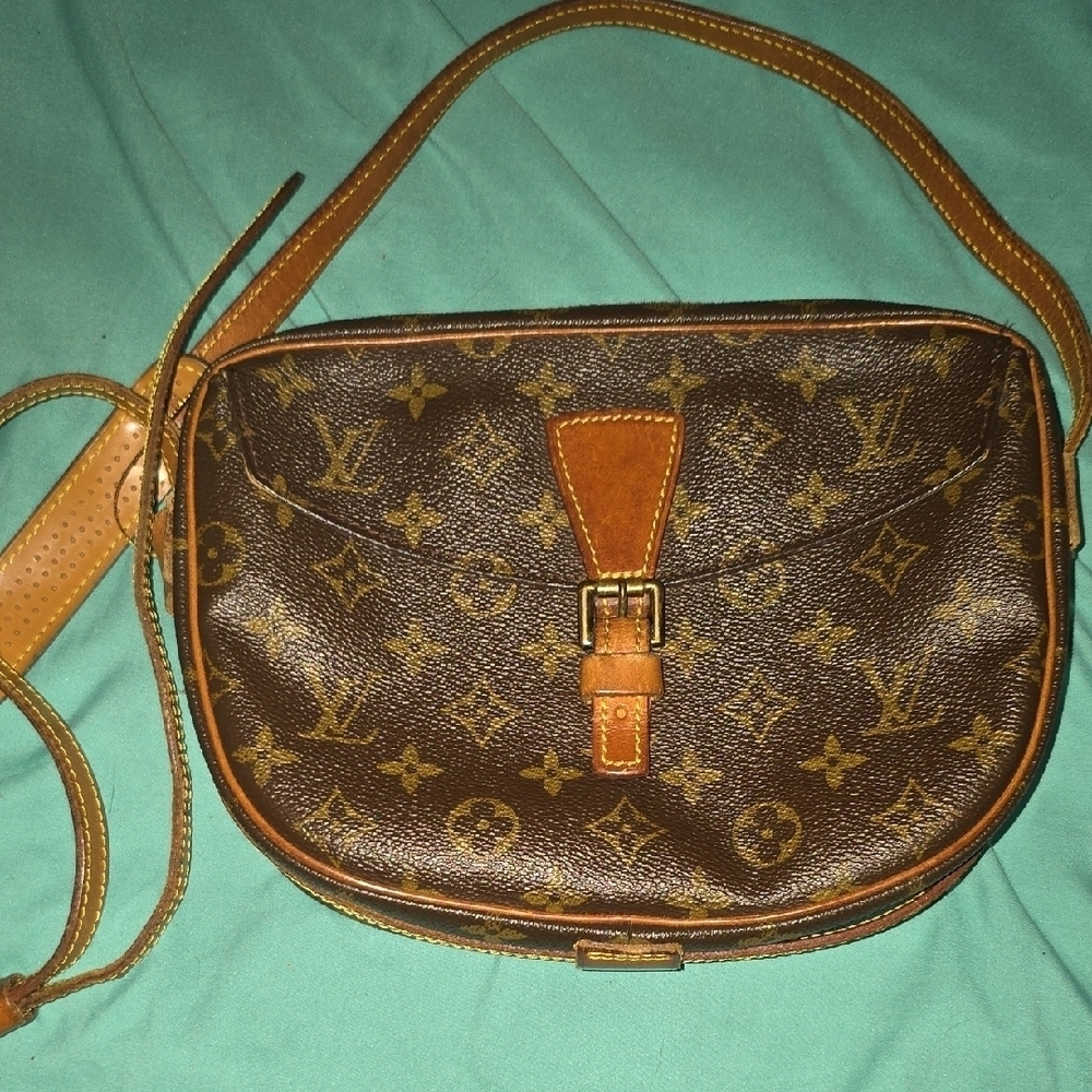 Authentic Vintage Louis Vuitton Jeune Fille MM Monogram Tan&Brown Crossbody Bag